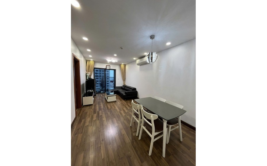 cc Cho thuê căn hộ CC Goldmark City 136 Hồ Tùng Mậu, Nam Từ Liêm, Hà Nội, Dt 70-2PN-2WC - Giá 17,5 triệu.